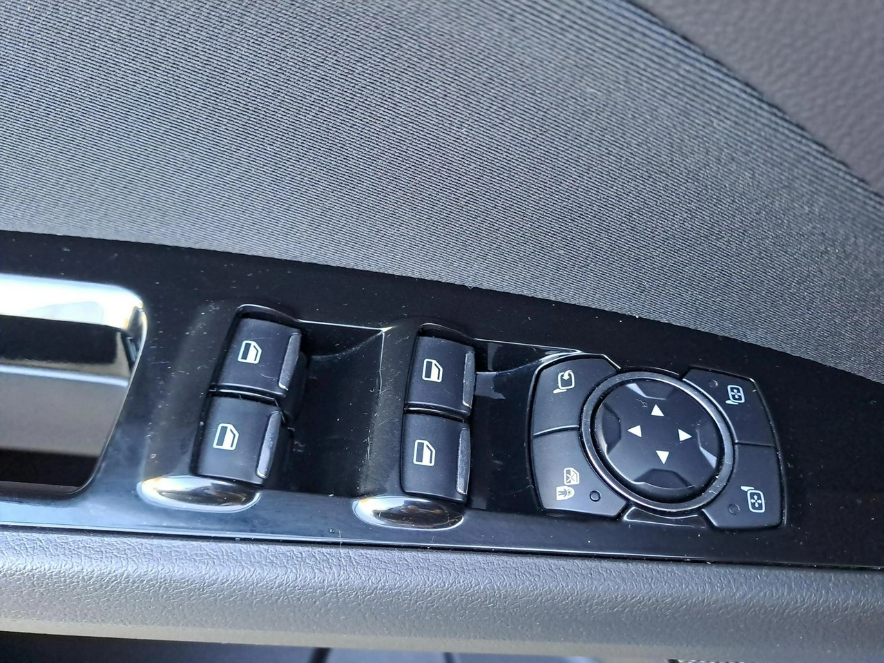 Ford Mondeo - Zdjęcie 20