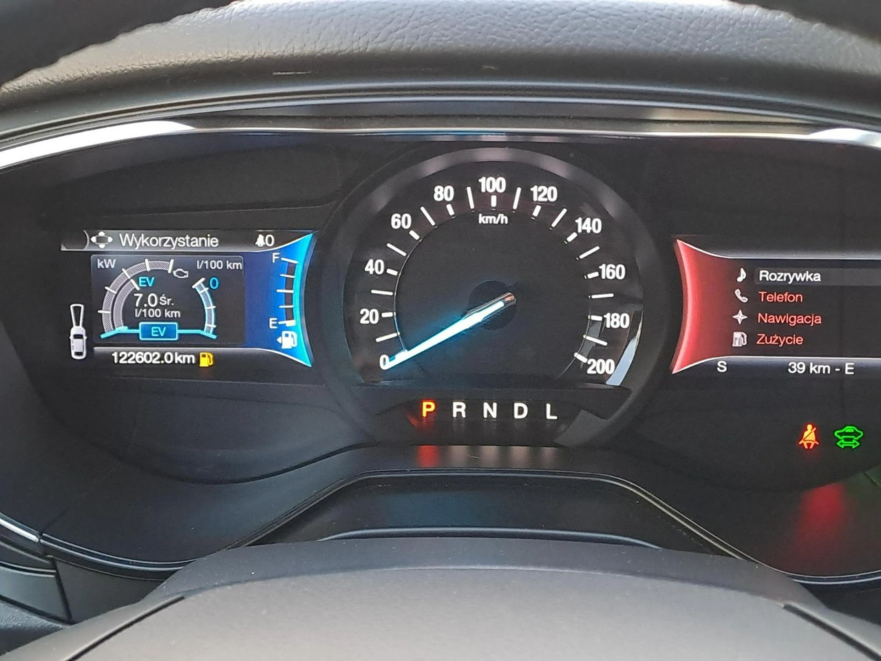 Ford Mondeo - Zdjęcie 21