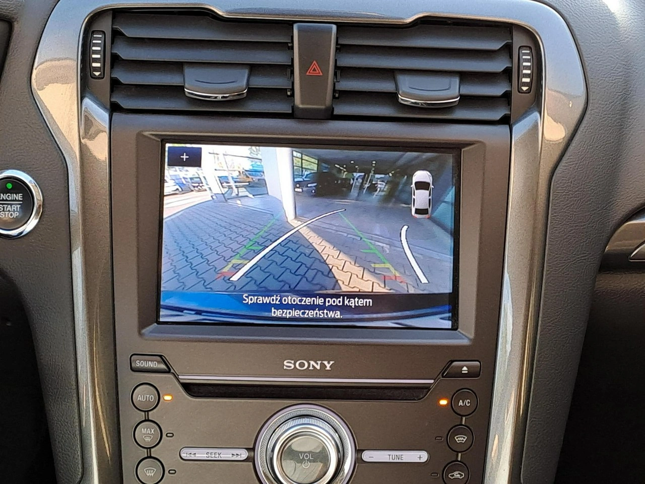 Ford Mondeo - Zdjęcie 30