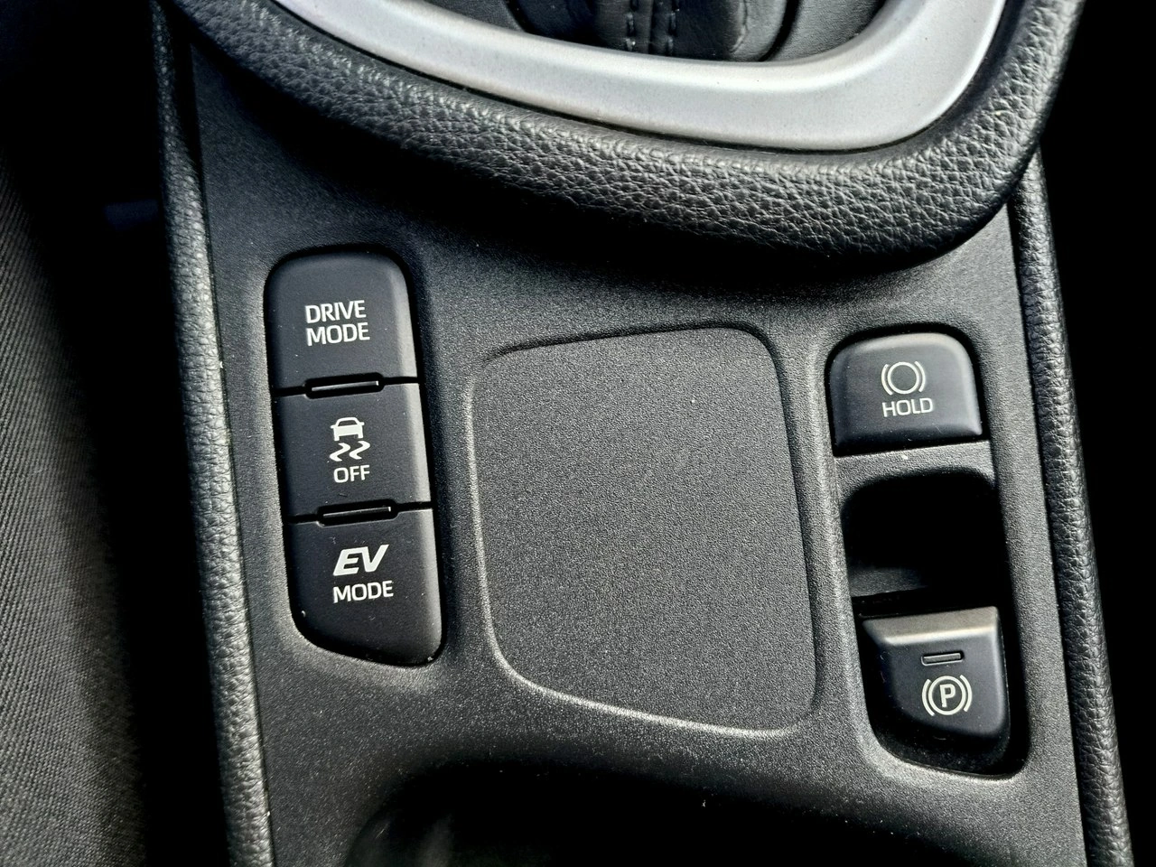 Toyota Yaris - Zdjęcie 14