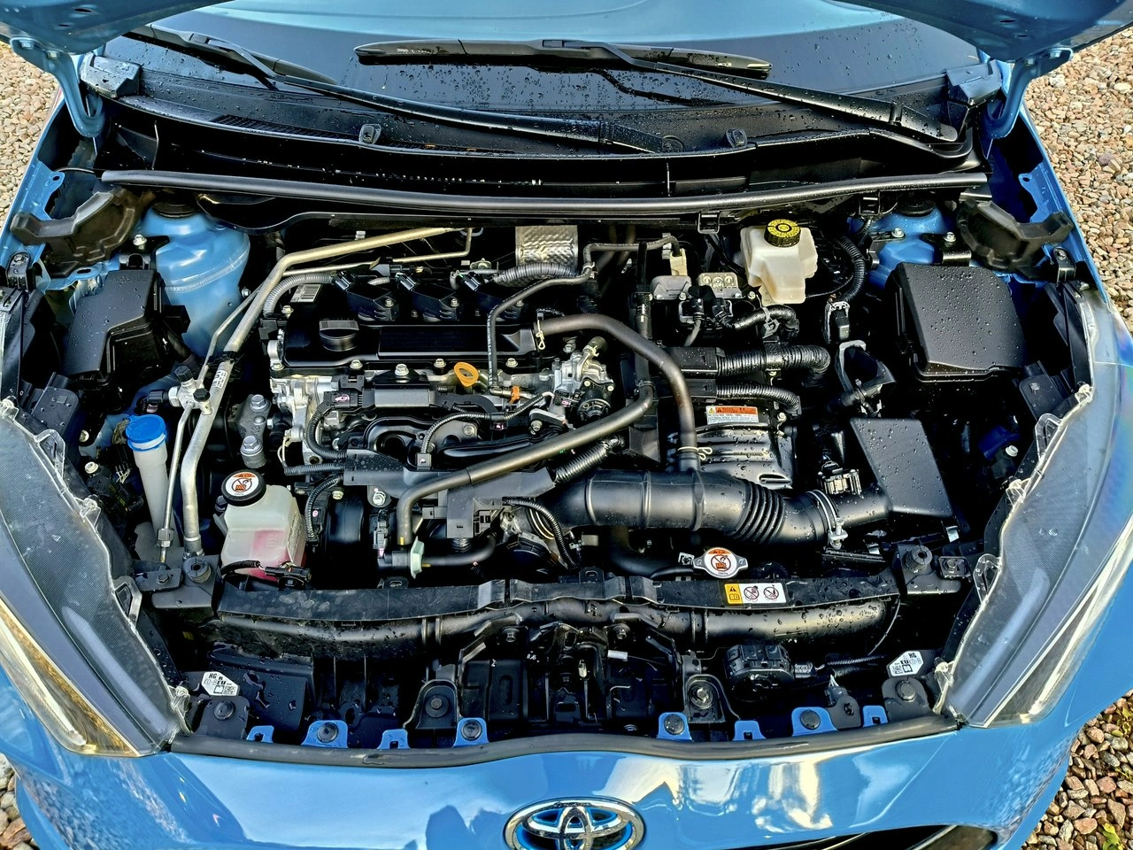 Toyota Yaris - Zdjęcie 17