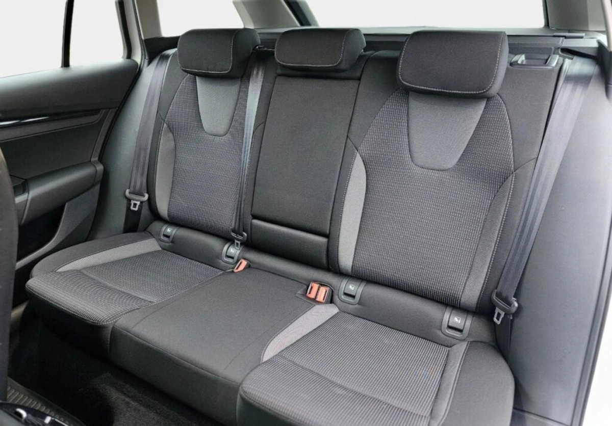 Skoda Octavia - Zdjęcie 24