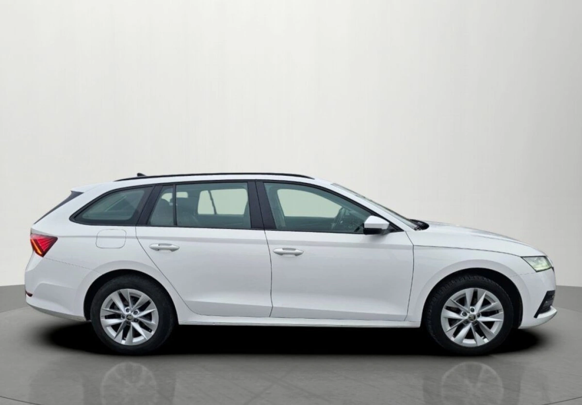 Skoda Octavia - Główne zdjęcie