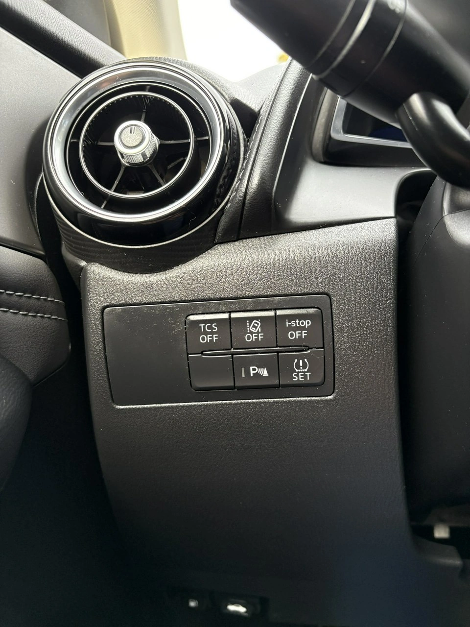 Mazda CX-3 - Zdjęcie 29