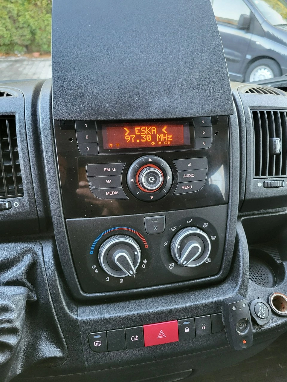 Peugeot Boxer - Zdjęcie 14