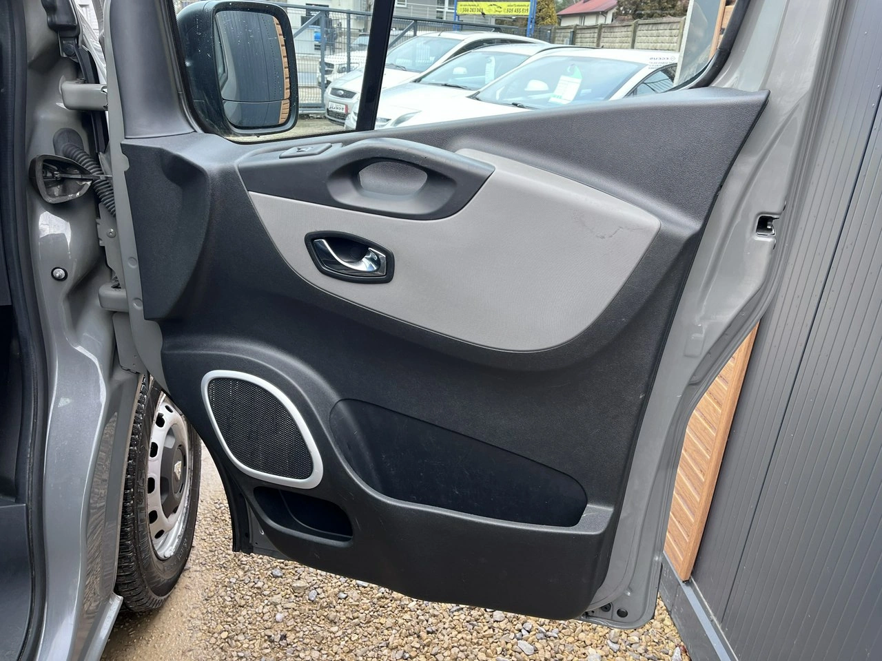 Renault Trafic - Zdjęcie 13