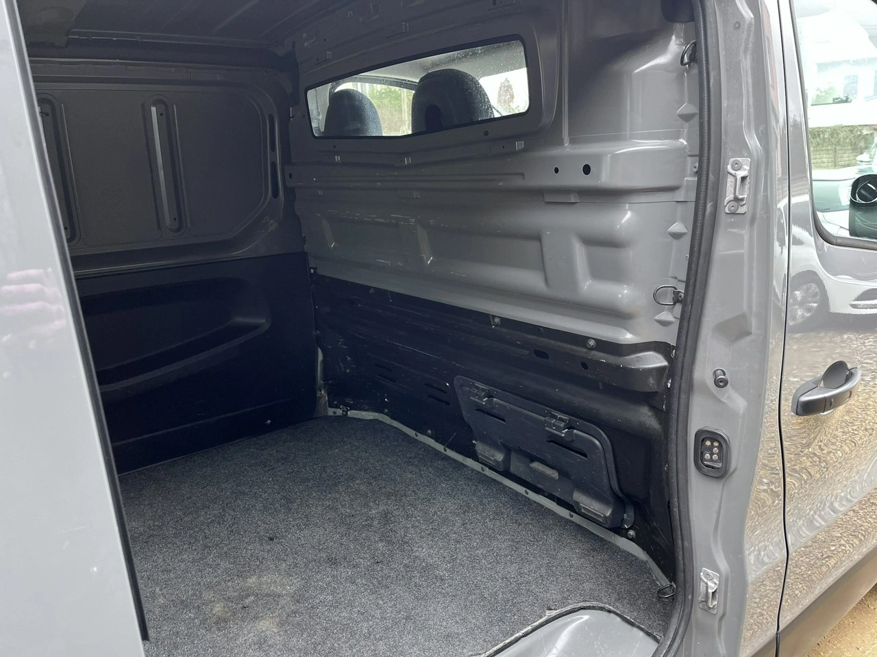 Renault Trafic - Zdjęcie 17