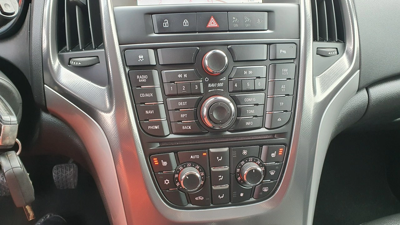 Opel Astra - Zdjęcie 22