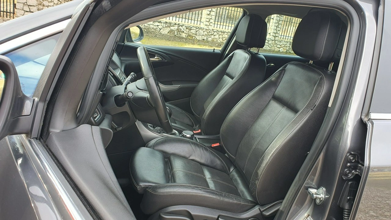 Opel Astra - Zdjęcie 5