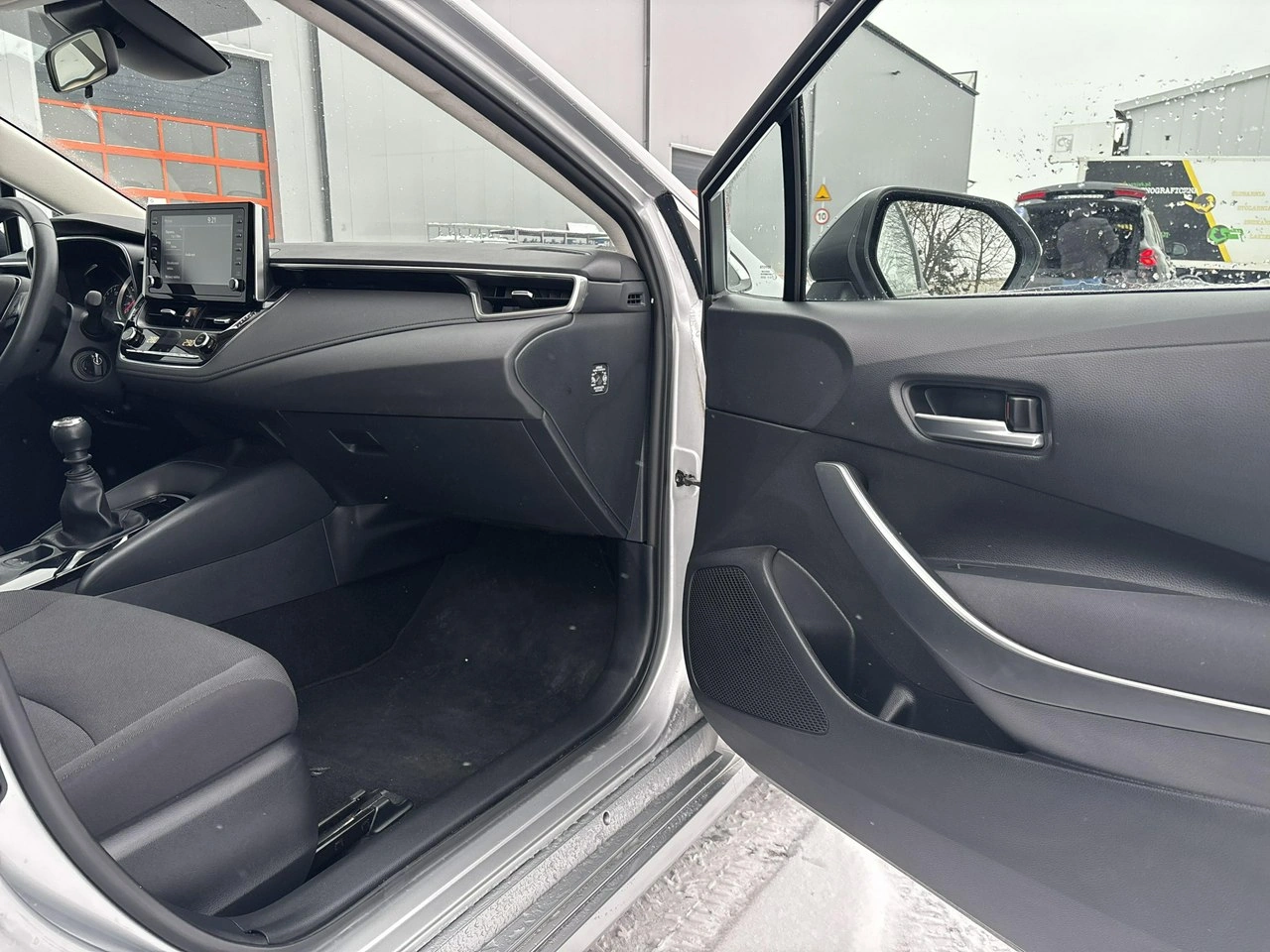 Toyota Corolla - Zdjęcie 16