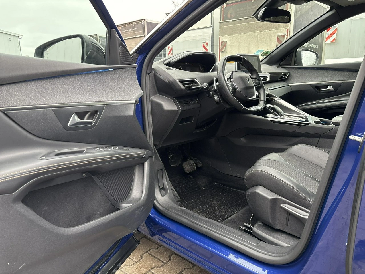 Peugeot 3008 - Zdjęcie 9