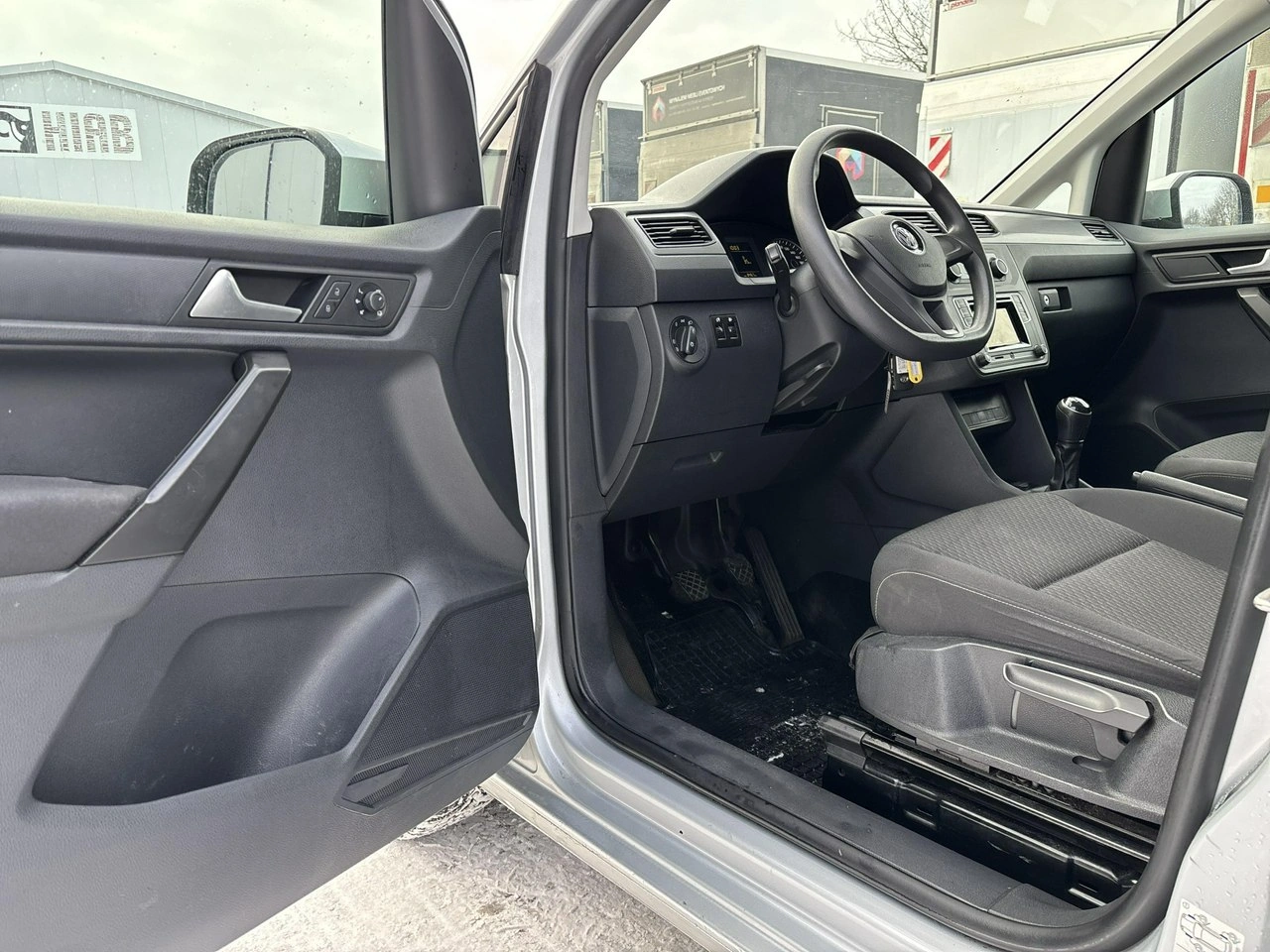 Volkswagen Caddy - Zdjęcie 9