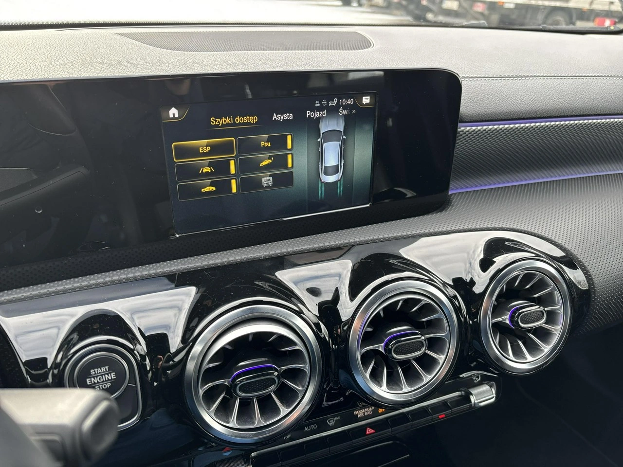 Mercedes CLA 180 - Zdjęcie 19