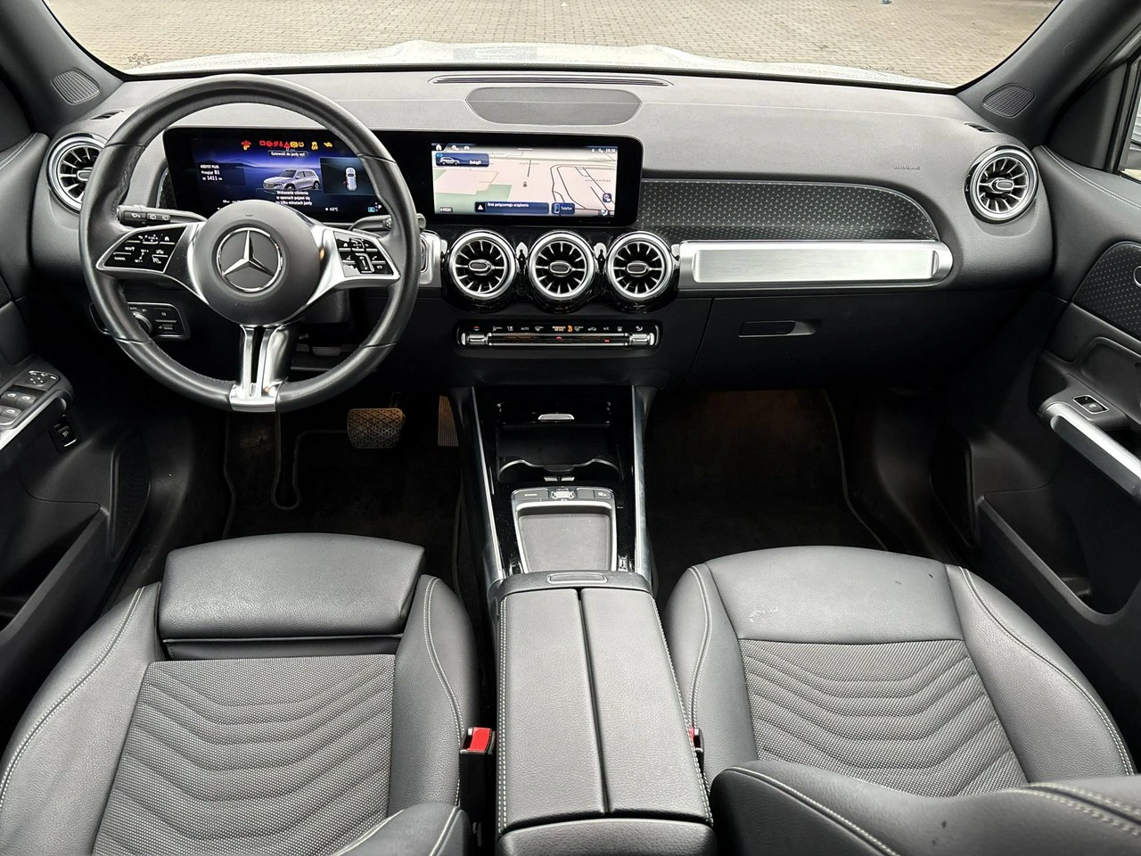 Mercedes EQB - Zdjęcie 11