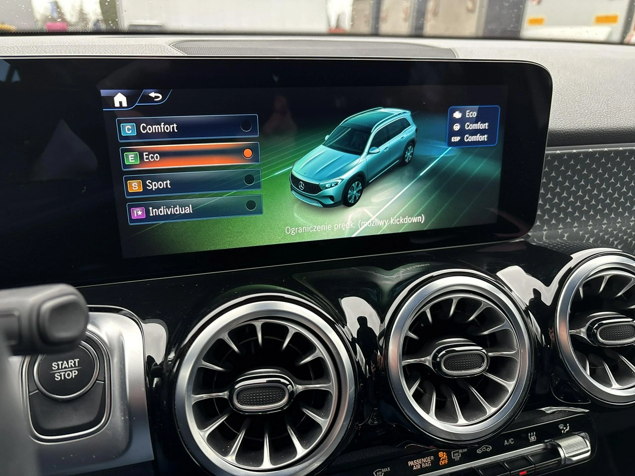 Mercedes EQB - Zdjęcie 20