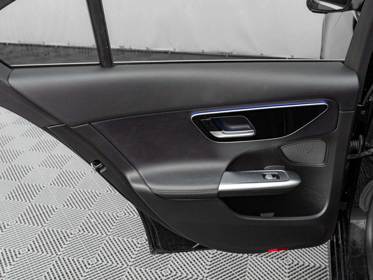 Mercedes C 180 - Zdjęcie 17