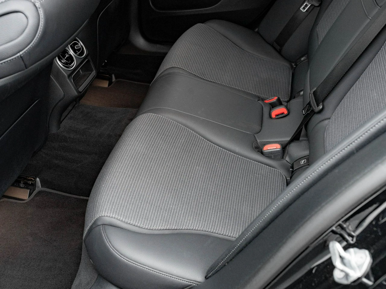 Mercedes C 180 - Zdjęcie 19