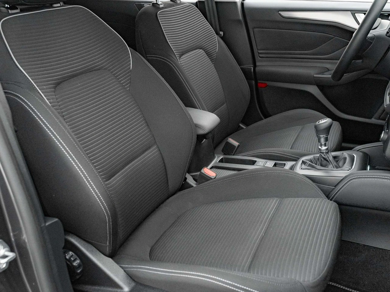 Ford Focus - Zdjęcie 30