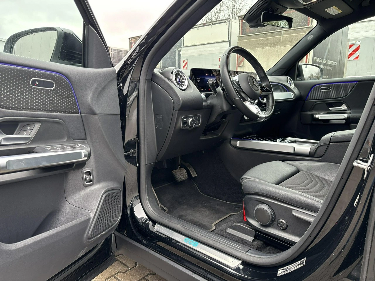 Mercedes EQB - Zdjęcie 9