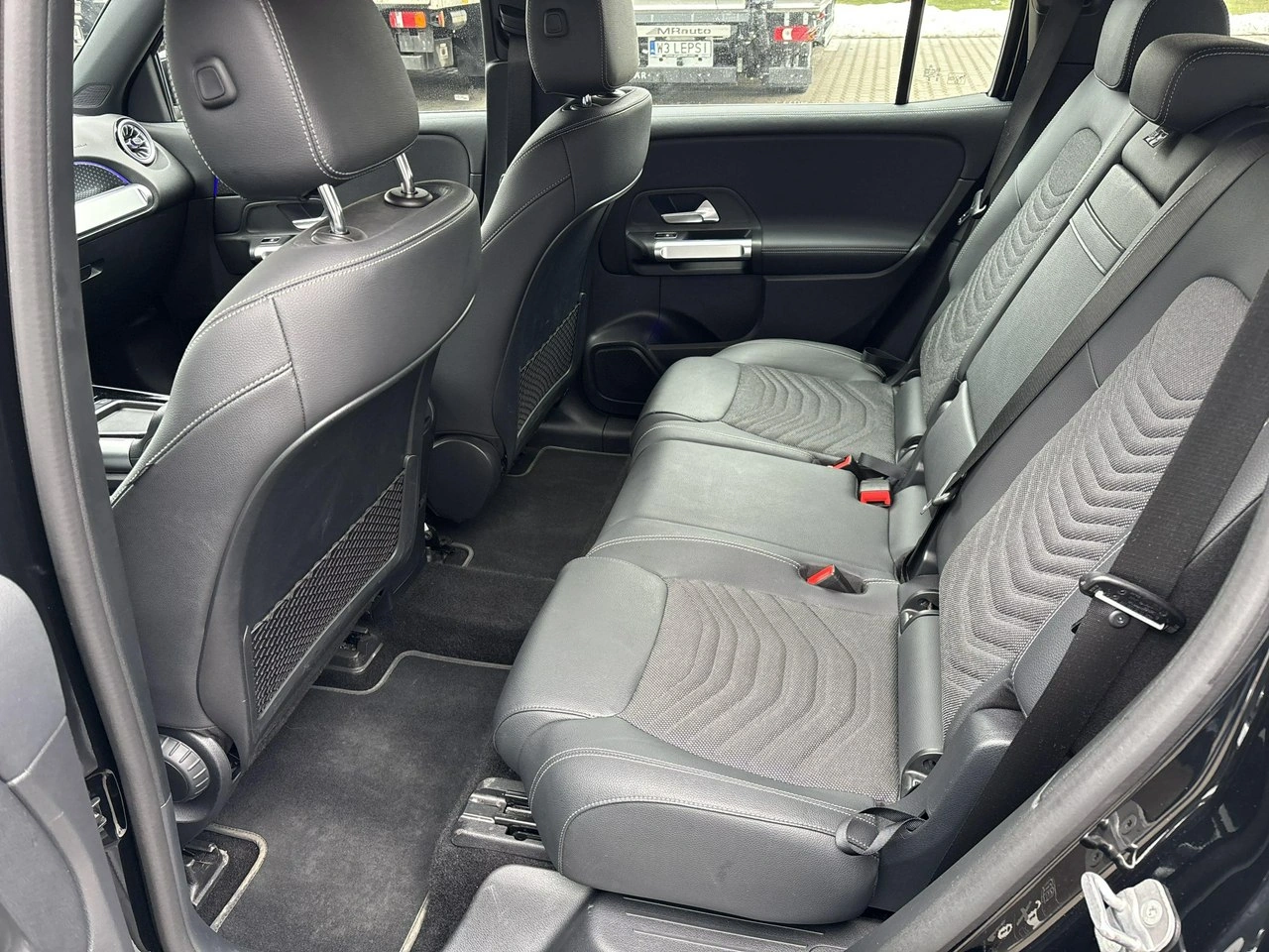 Mercedes EQB - Zdjęcie 11