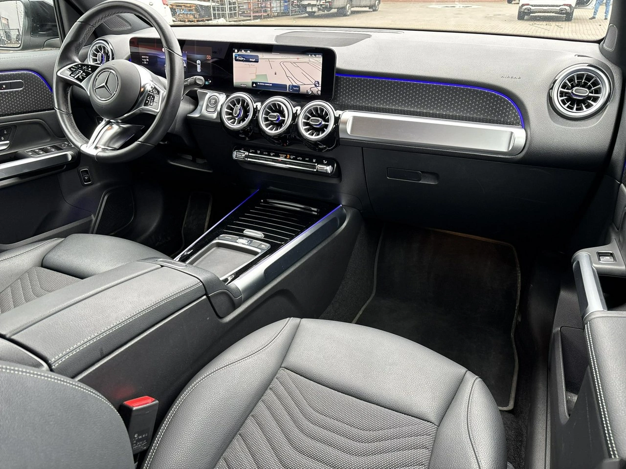 Mercedes EQB - Zdjęcie 16