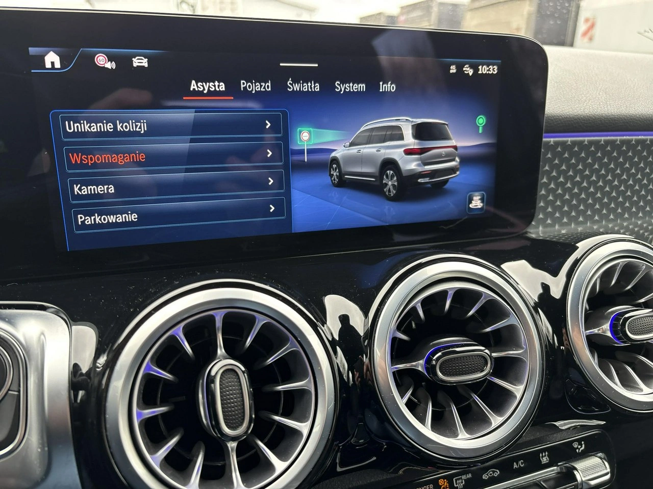 Mercedes EQB - Zdjęcie 21