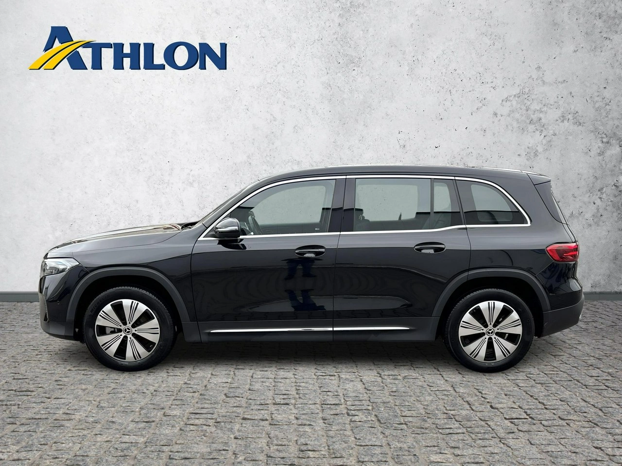 Mercedes EQB - Zdjęcie 1