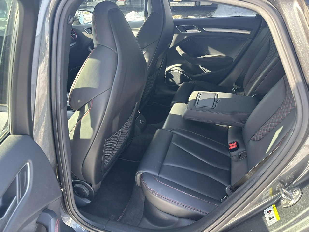 Audi S3 - Zdjęcie 11