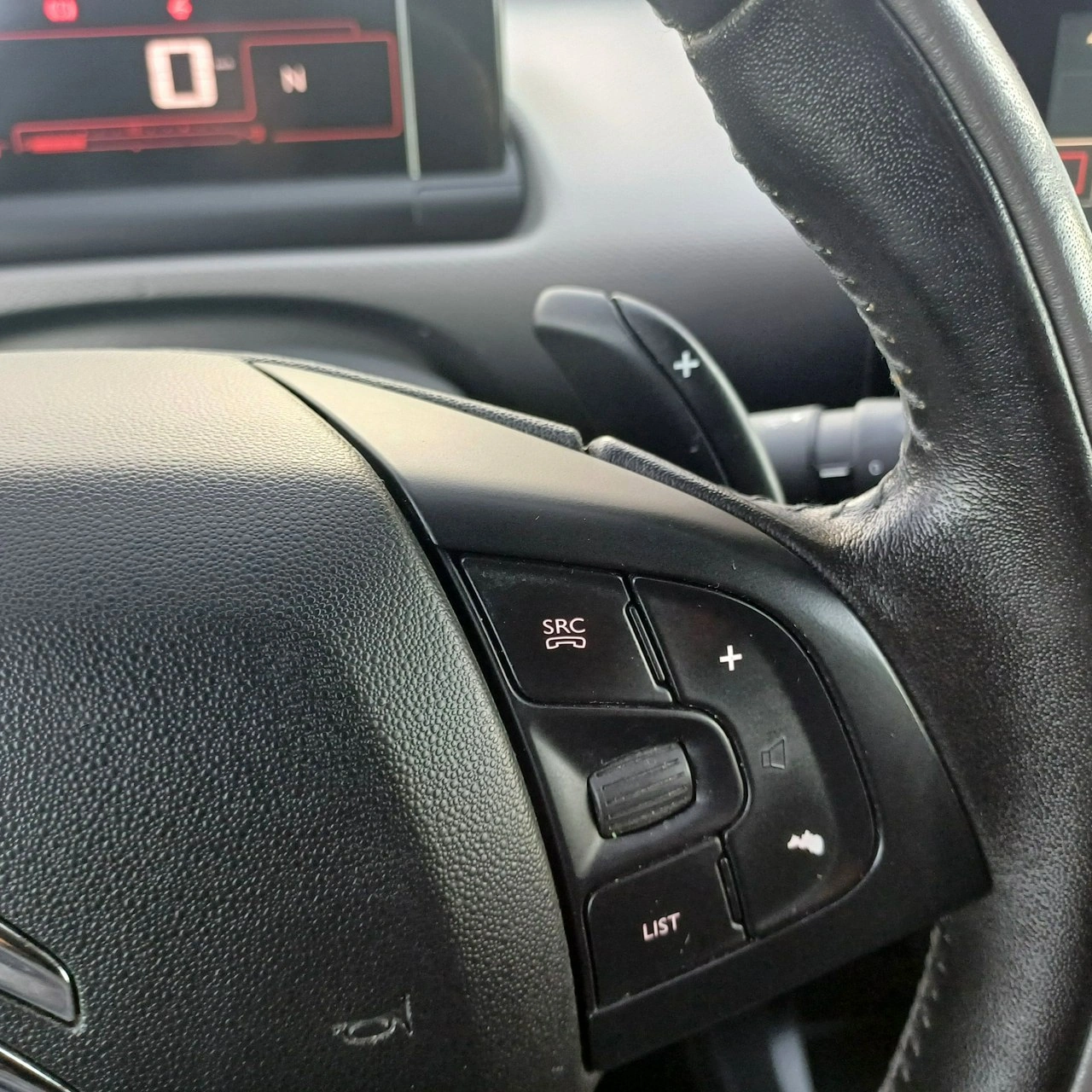 Citroën C4 Cactus - Zdjęcie 20