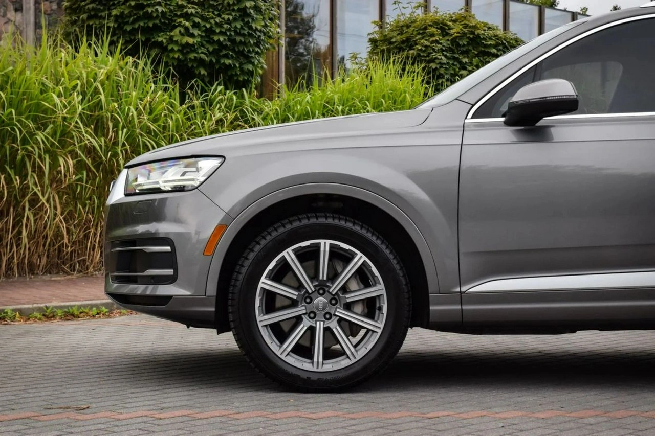 Audi Q7 - Zdjęcie 12