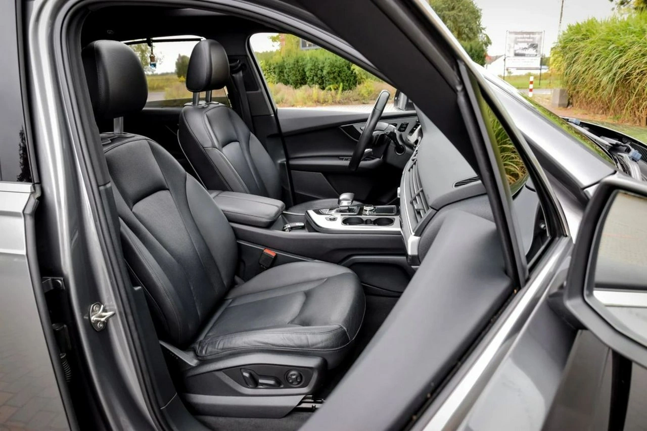 Audi Q7 - Zdjęcie 32
