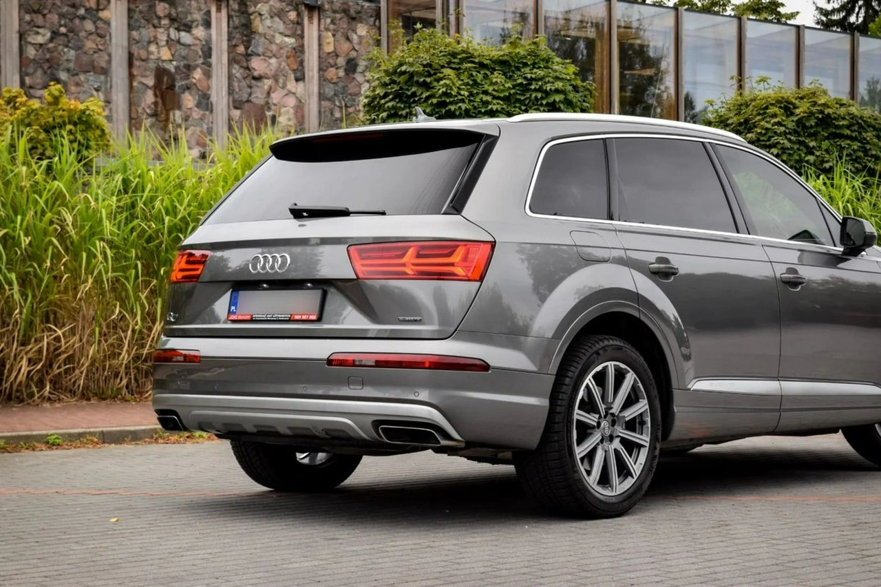 Audi Q7 - Zdjęcie 9