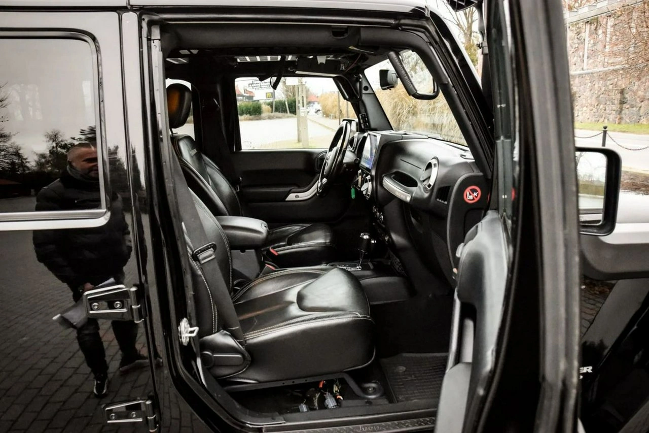 Jeep Wrangler - Zdjęcie 28