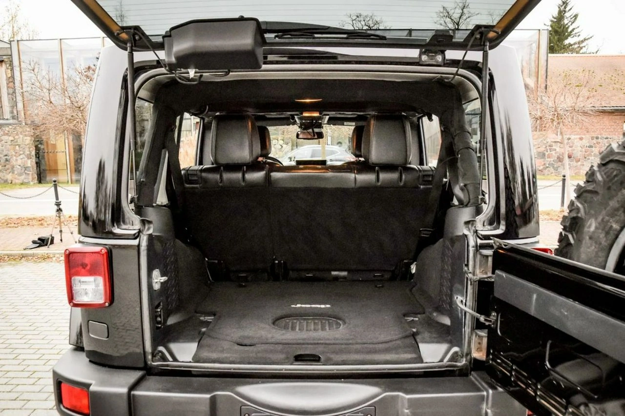 Jeep Wrangler - Zdjęcie 35