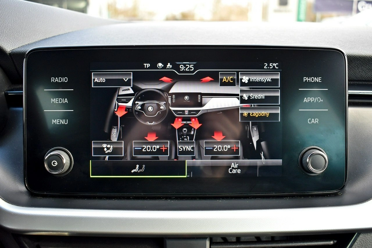 Skoda Kamiq - Zdjęcie 22