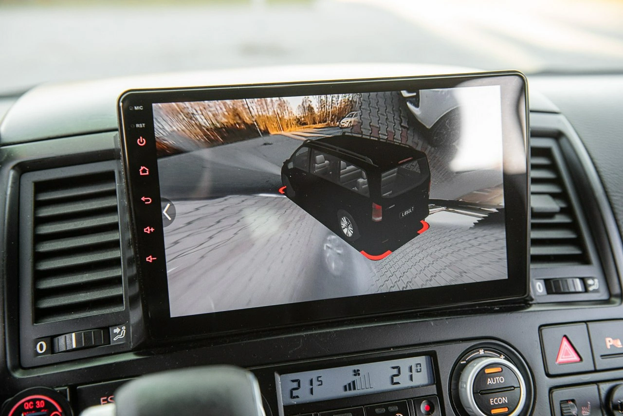 Volkswagen Multivan - Zdjęcie 18