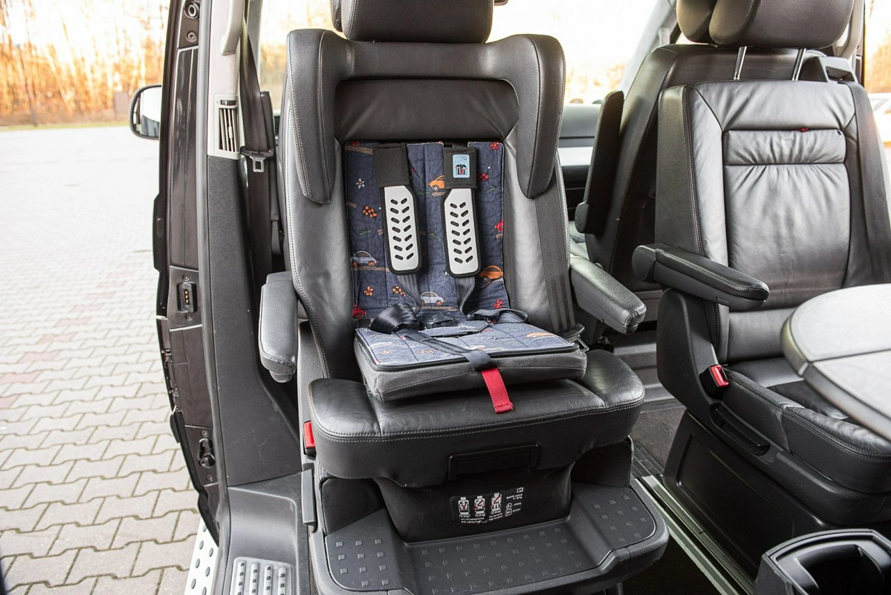 Volkswagen Multivan - Zdjęcie 20