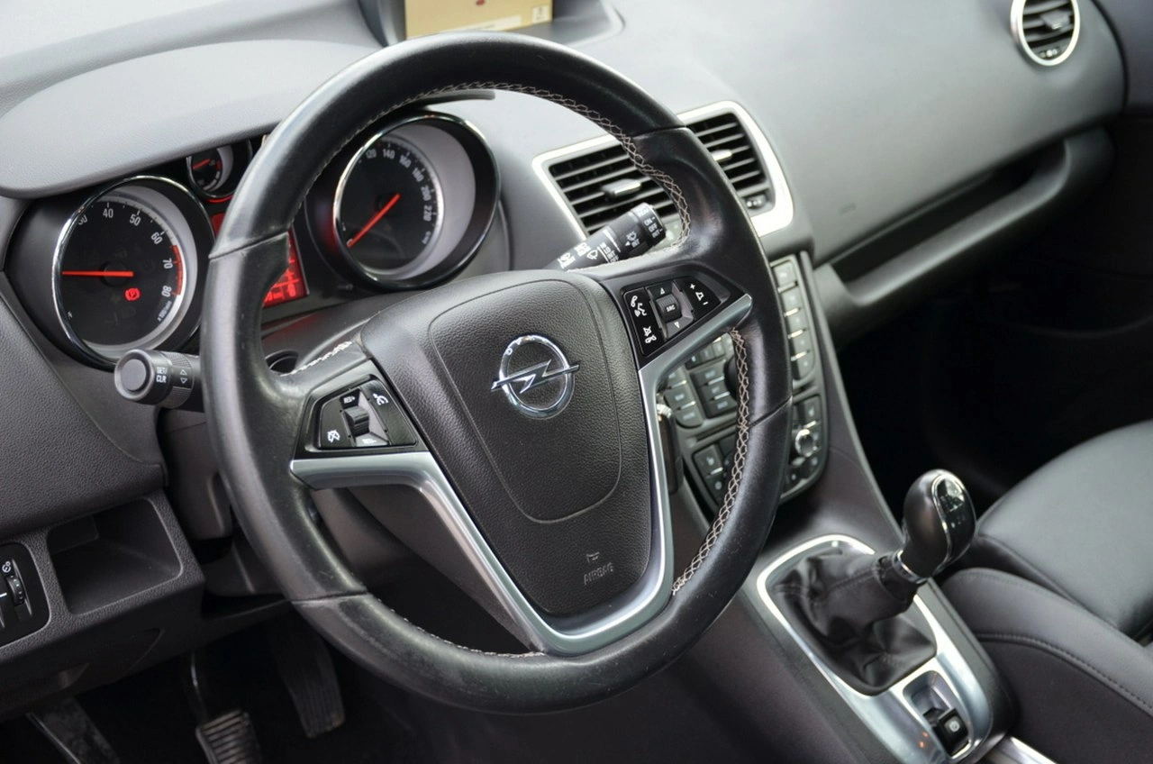 Opel Meriva - Zdjęcie 22
