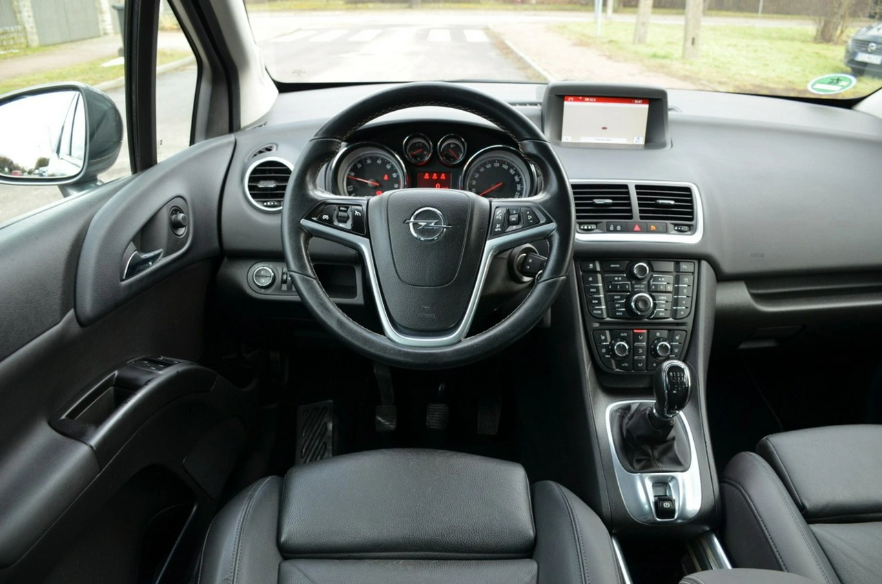 Opel Meriva - Zdjęcie 26