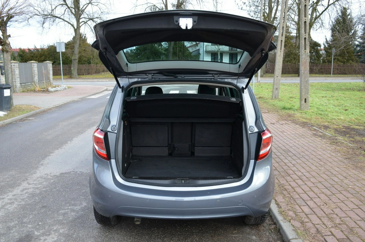 Opel Meriva - Zdjęcie 8