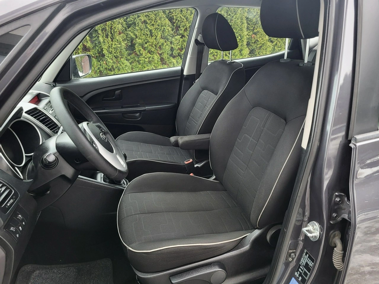 Kia Venga - Zdjęcie 8