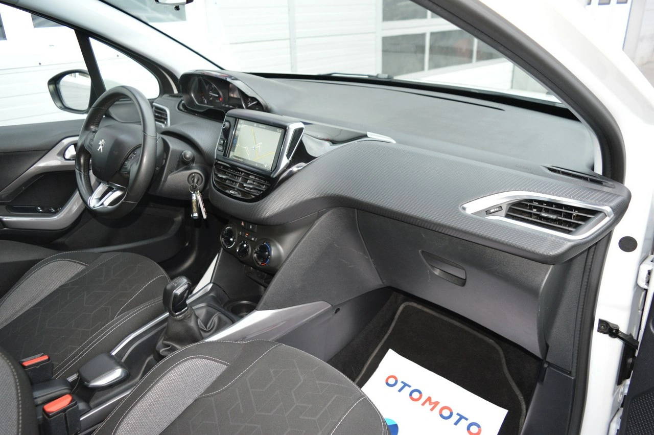 Peugeot 2008 - Zdjęcie 28