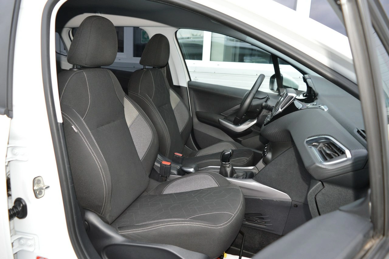 Peugeot 2008 - Zdjęcie 29