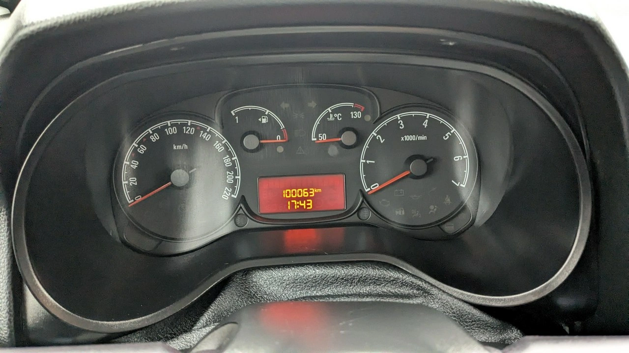 Opel Combo - Zdjęcie 20