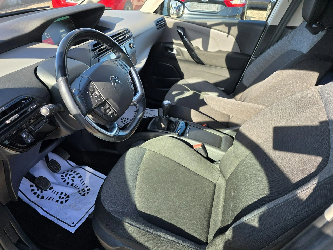 Citroën C4 Grand Picasso - Zdjęcie 27