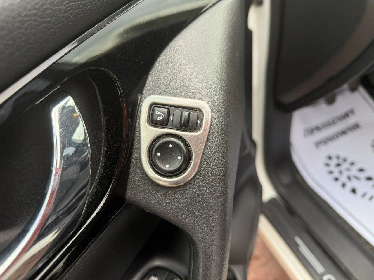 Nissan Qashqai - Zdjęcie 13