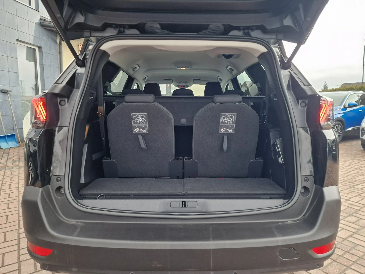 Peugeot 5008 - Zdjęcie 21