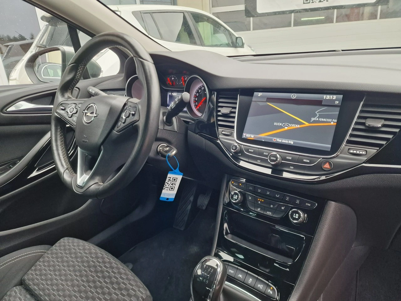 Opel Astra - Zdjęcie 23