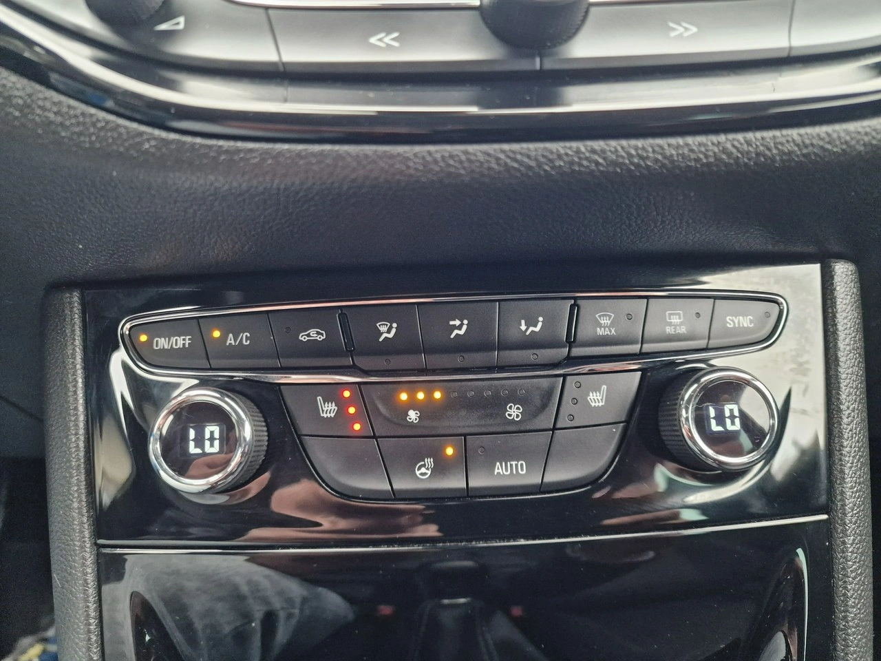 Opel Astra - Zdjęcie 28