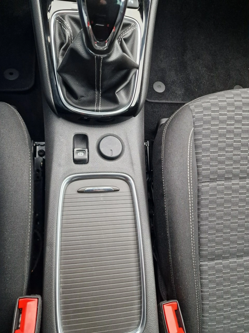 Opel Astra - Zdjęcie 30